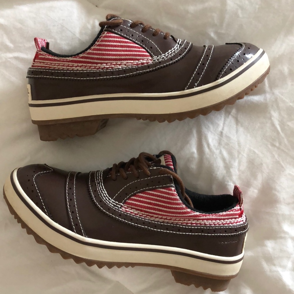 Sorel Waterproof Boots - Like NEW